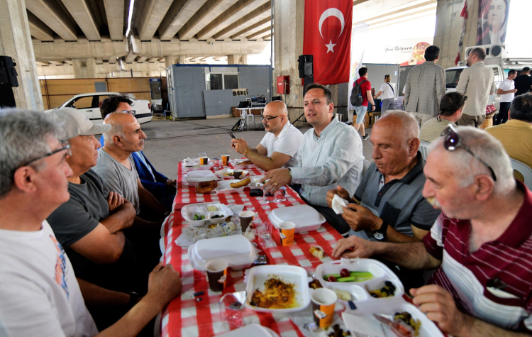 İzmir Bornova’da mahalle meclisleri dönemi