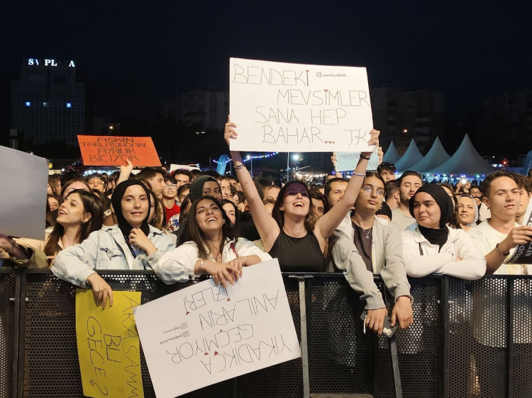 Tuğçe Kandemir’den duygusal selam