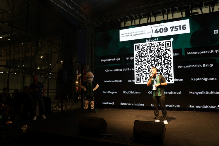 Kitap Fuarı, Kocaelispor forması kazandırıyor