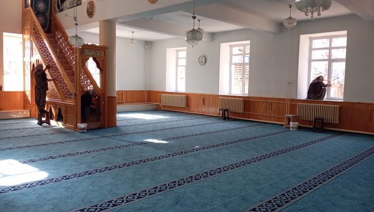 Pazaryeri’nde Camiler Ramazan’a Hazırlandı