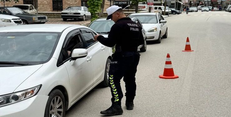 Pazaryeri’nde Bayram Öncesi Alarm Seviyesi: Emniyetten Gece Gündüz Sıkı Denetim