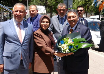 AK PARTİ GENEL BAŞKAN YARDIMCISI ÖĞÜTKEN: “AK PARTİ’MİZİN BAYRAĞINI GÖKLERE ÇIKARTMAYA ÇALIŞTIK”